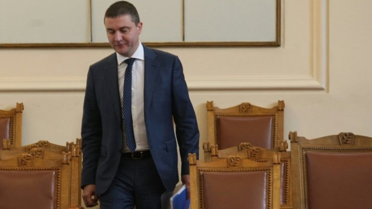 Опозицията скочи срещу новите заеми от 600 млн. евро