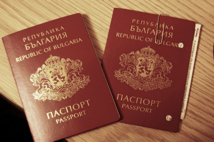 Визите за Канада отпадат частично от 1 май