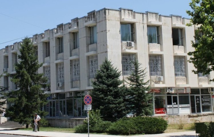Едва 17 висшисти търси трудовата борса в Димитровград