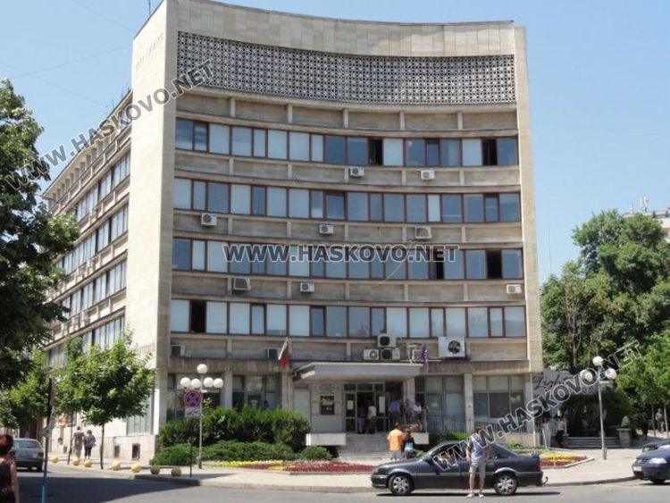 Автомобили на цени от 275 до 4500 лв. продава НАП Хасково