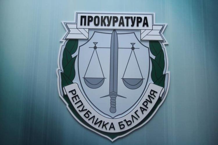 Съдят пловдивски адвокат и помощника му за имотни измами