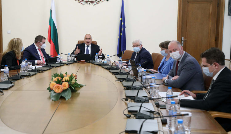 Министерският съвет прие издаването на електронни направления и рецепти