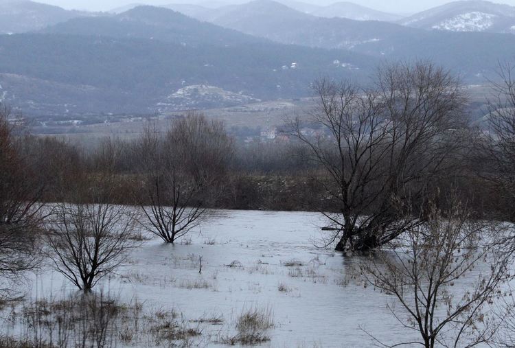 Четирима министри дават обяснения в парламента заради водния ад в страната