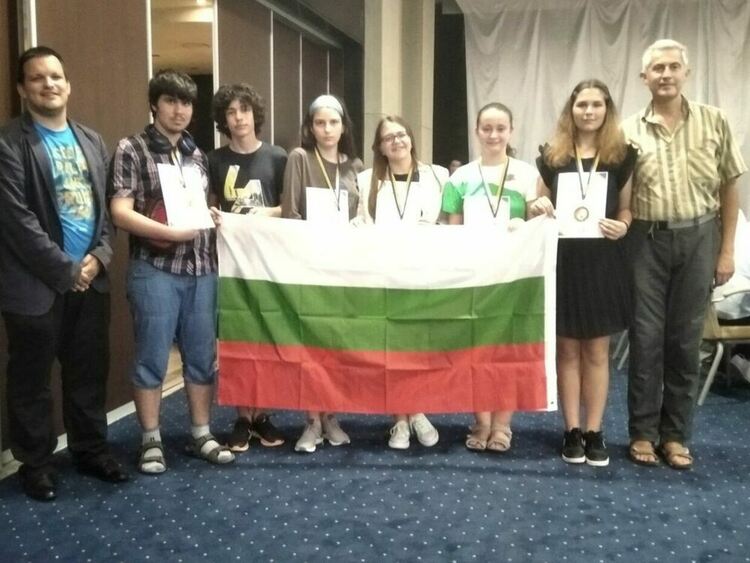 Български ученици спечелиха медали на Младежката балканска олимпиада по математика