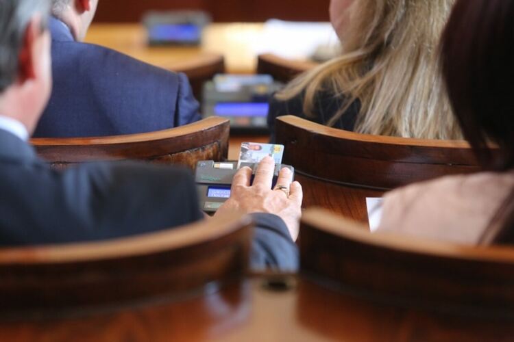 Протоколите от машините няма да са част от протоколите на СИК