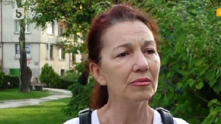 Историята на майката, обвинена, че е изхвърлила детето си от колата