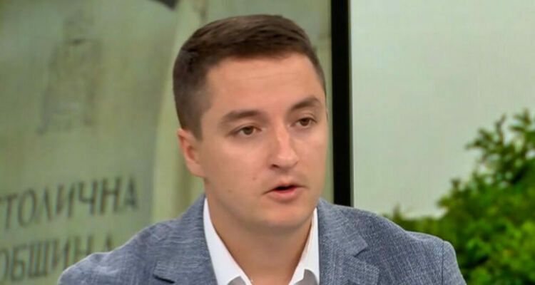 Божанков: Служебните министри се държаха като мародери