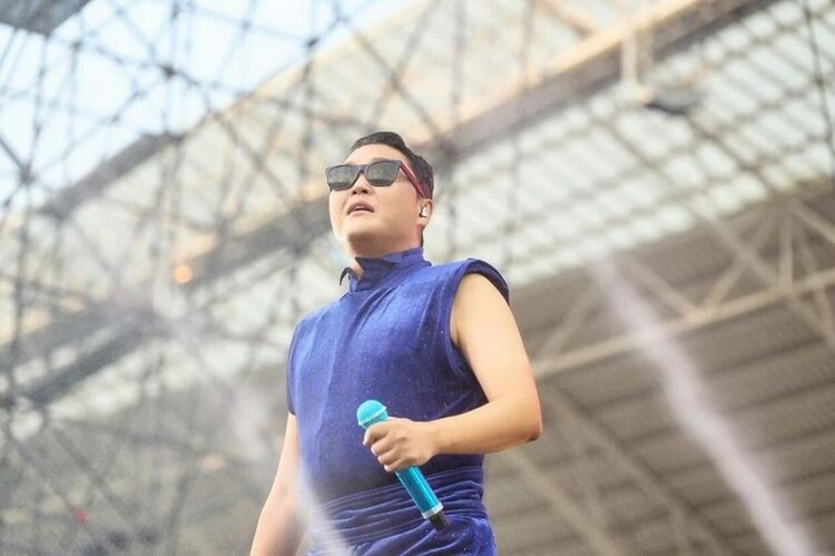 Изпълнителят на хита „Gangnam Style“ беше арестуван заради психотропни лекарства