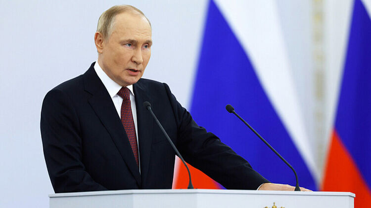 Путин предлага примирие за 9 май след разговор с Тръмп