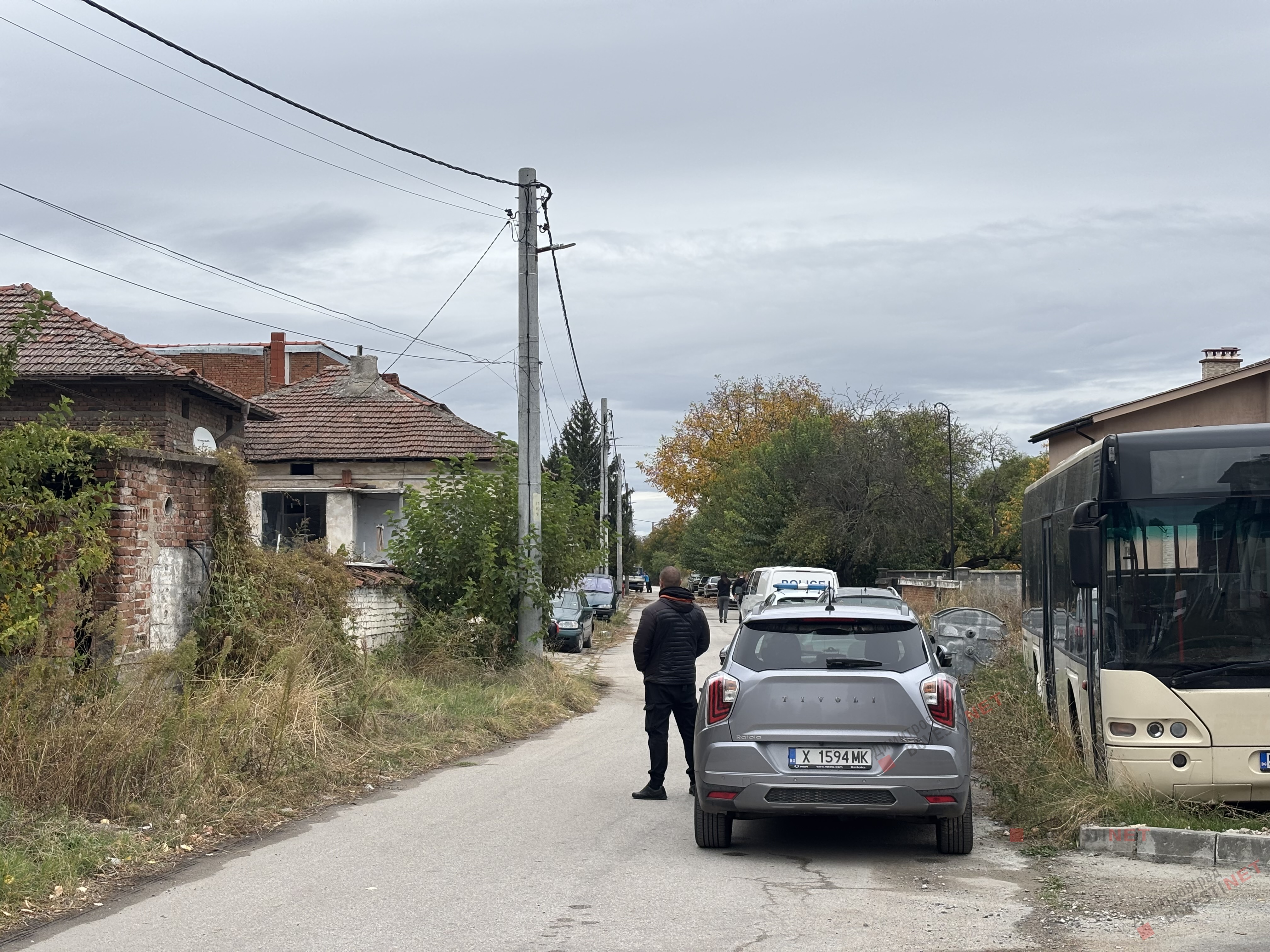 Обвинение в убийство на 14-годишен, склонен от майка си да наръга съпруга ѝ