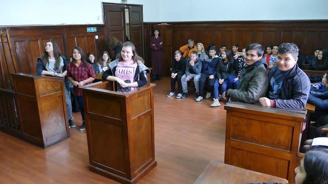 Ученици посетиха Районен съд – Първомай в Деня на отворените врати