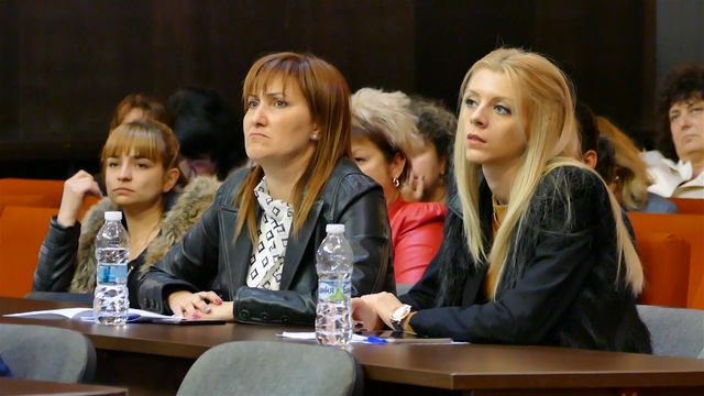 Кръгла маса по темата за агресията между децата организираха в Първомай