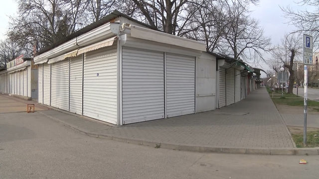 Иво Димов с докладна до Общинския съвет за освобождаване от такси на търговците на Неделния и Автопазара, докато временно не работят